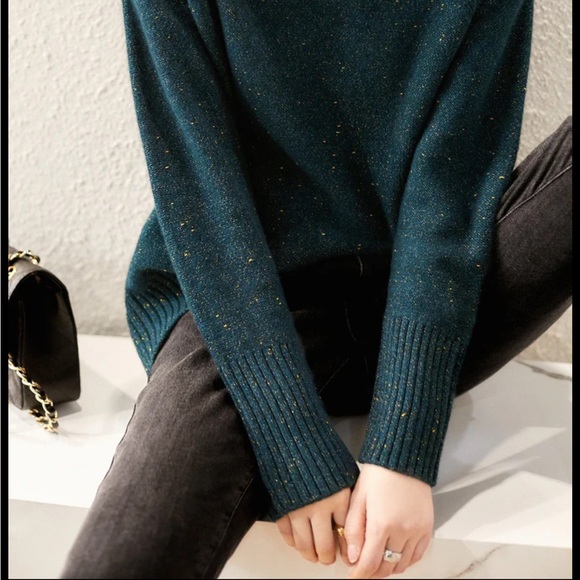 NWT Orwya Blue mock neck sweater with gold flecks, M (fits like an S) - Picture 3 of 10